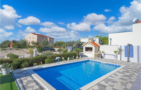 Lovely Home In Brodarica With House Sea View